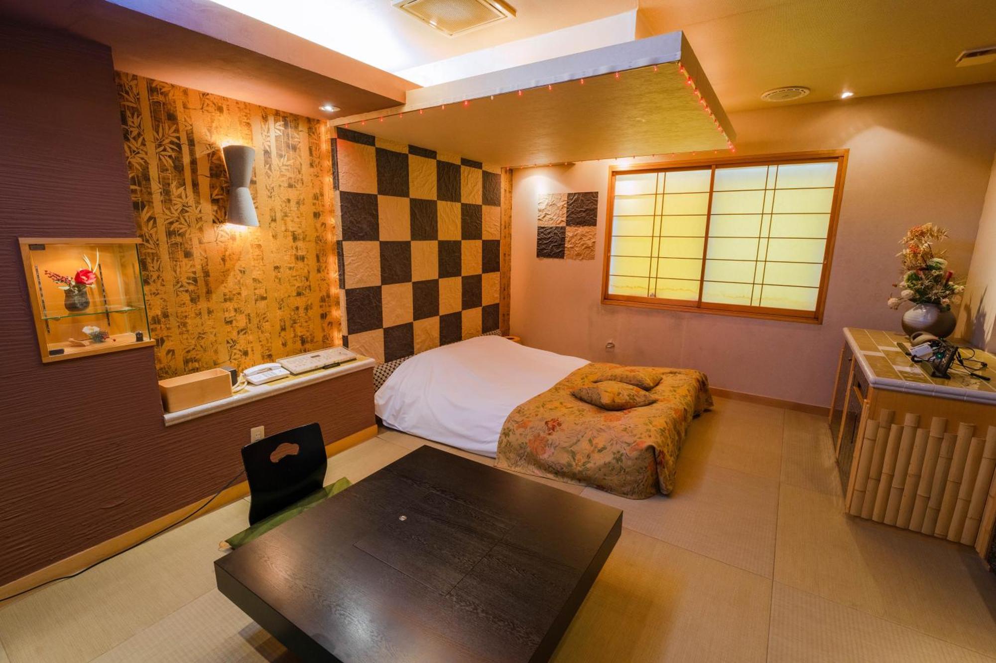 Eight Prince Hotel -Adult Only- Tokorozawa Extérieur photo