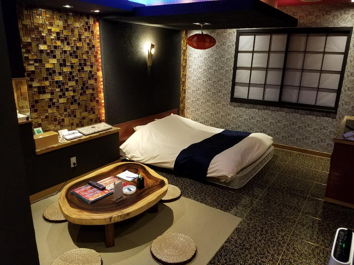 Eight Prince Hotel -Adult Only- Tokorozawa Extérieur photo